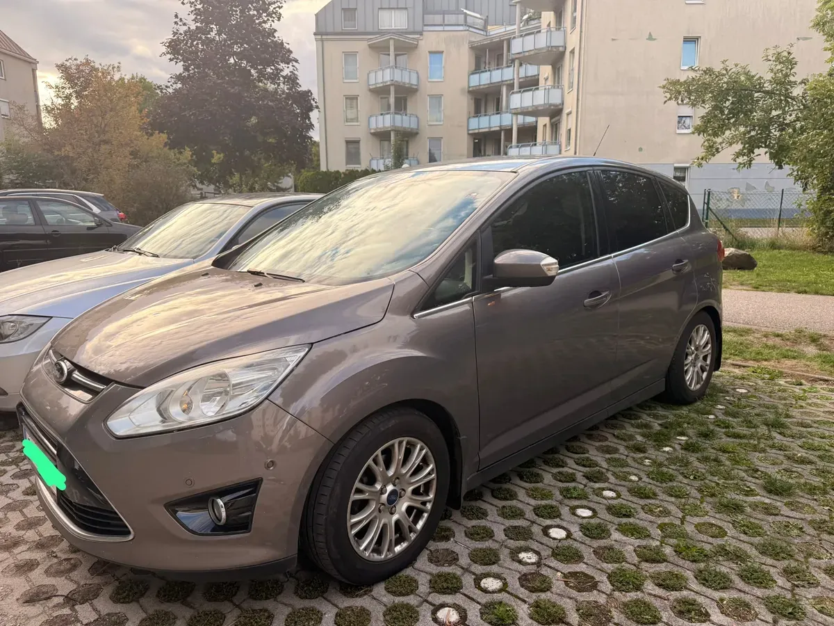 Ford C-Max 2011 photo 2