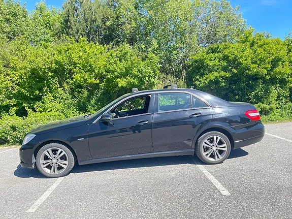 Mercedes-Benz E200 2011 photo 2