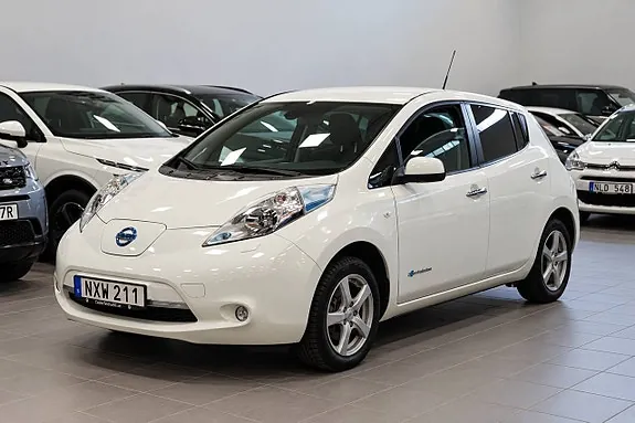 Nissan Leaf 2016 photo 2