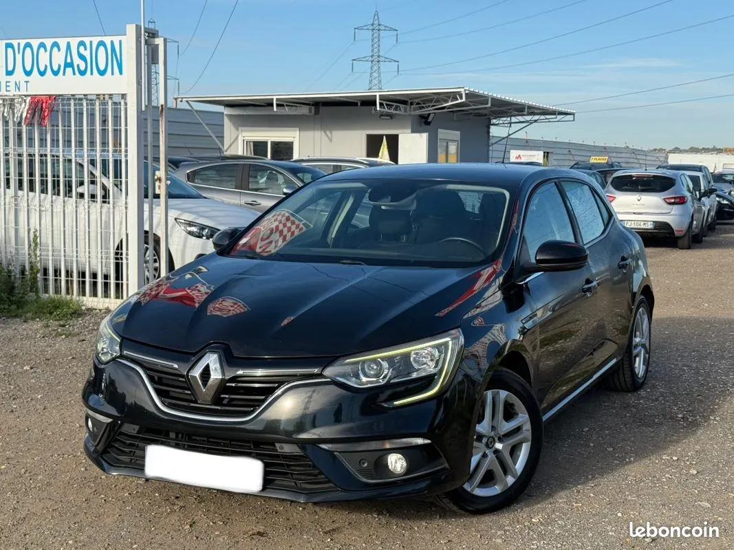 Renault Megane 2018 photo 3