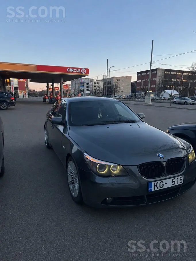 BMW E60