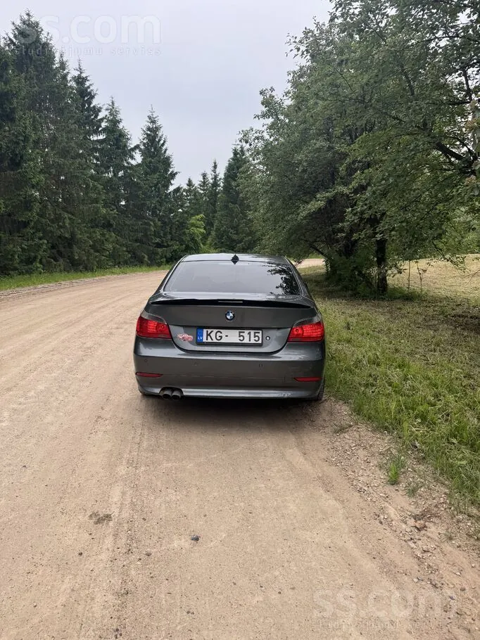 BMW E60 2006 photo 4