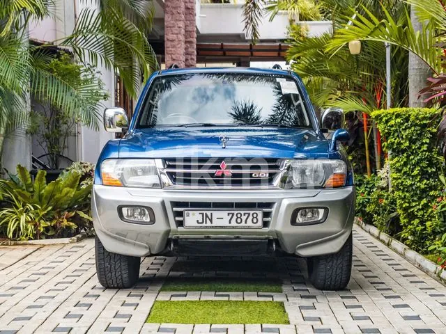Mitsubishi Montero