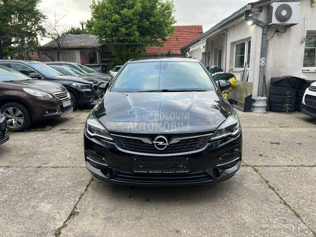 Opel Astra K 2020 photo 2