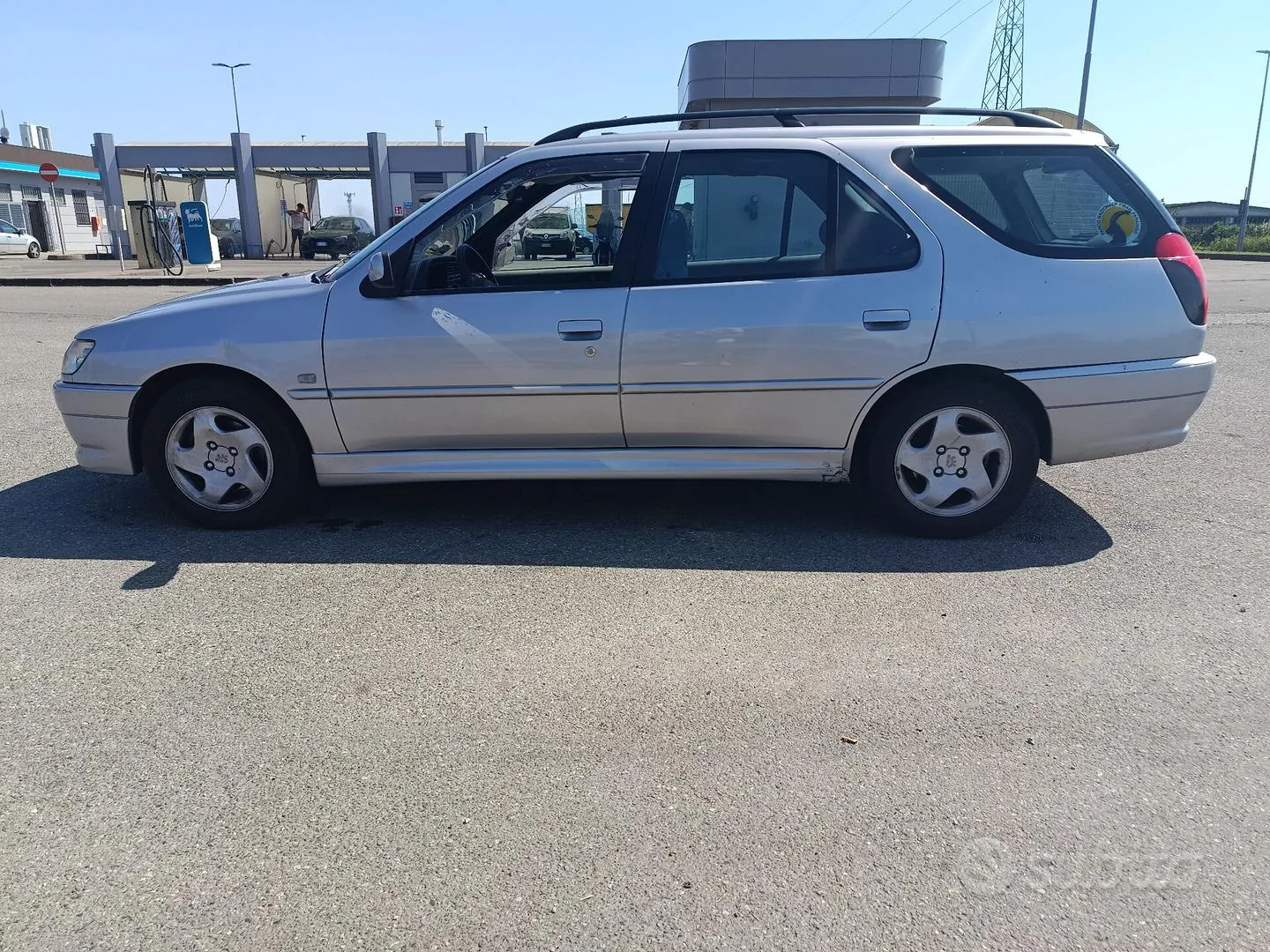Peugeot 306
