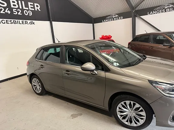 Citroen C4 2015 photo 2