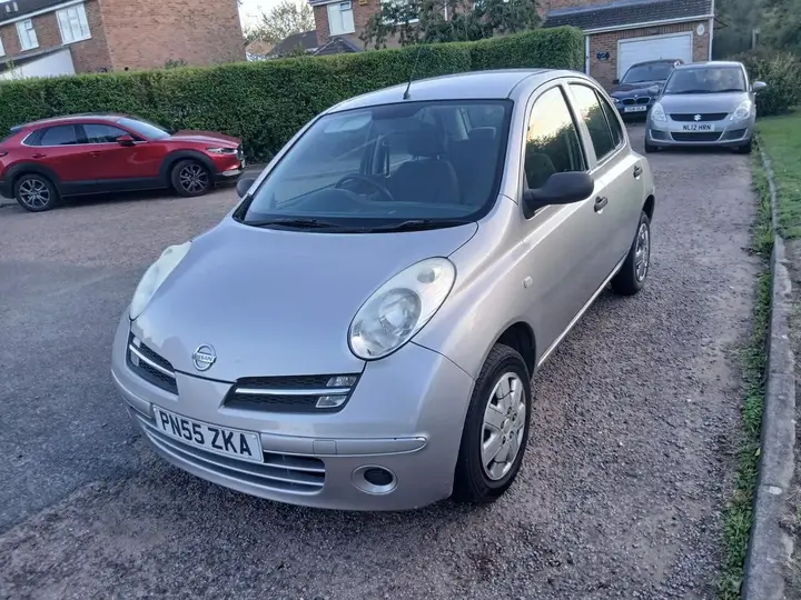 Nissan Micra 2005 photo 5