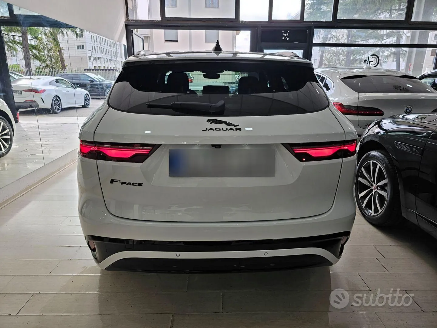 Jaguar F-Pace 2023 photo 5