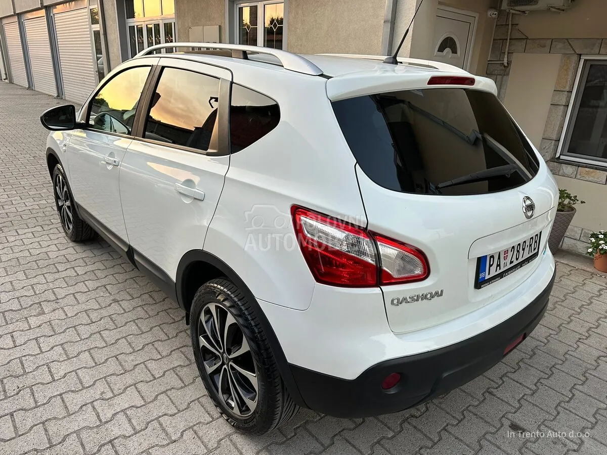 Nissan Qashqai 2011 photo 5