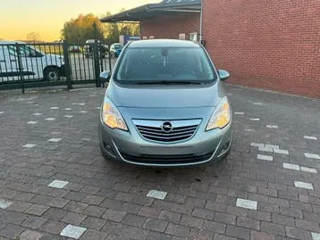 Opel Meriva 2013 photo 2