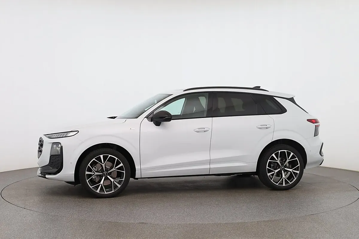 Audi Q3 2026 photo 2