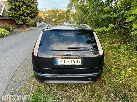 Ford Focus 2010 photo 3