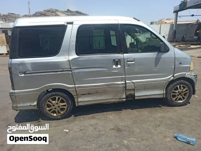 Daihatsu Other 2003 photo 3