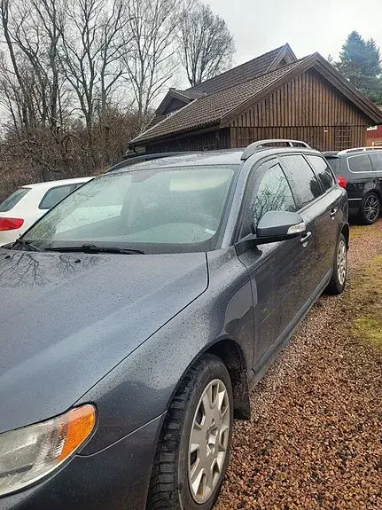 Volvo V70 2008 photo 3