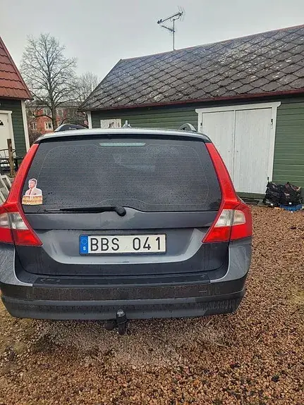 Volvo V70 2008 photo 2