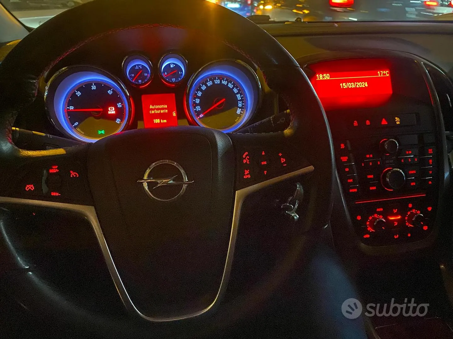 Opel Astra 2012 photo 2