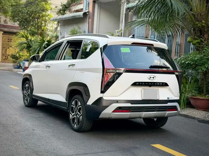 Hyundai Stargazer 2024 photo 3