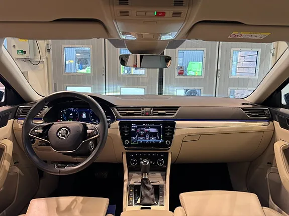 Skoda Superb 2023 photo 5