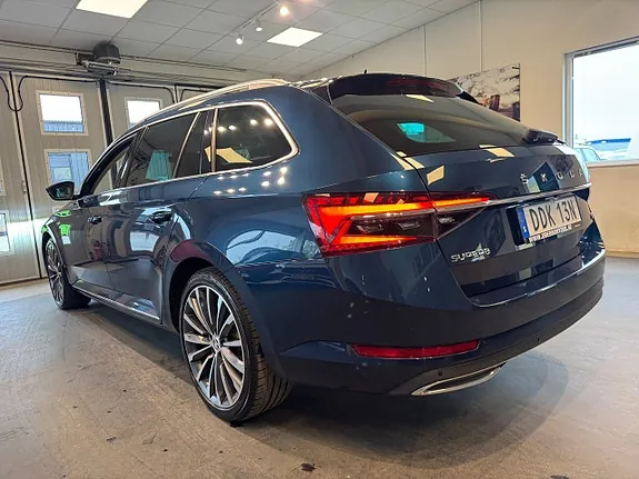 Skoda Superb 2023 photo 3