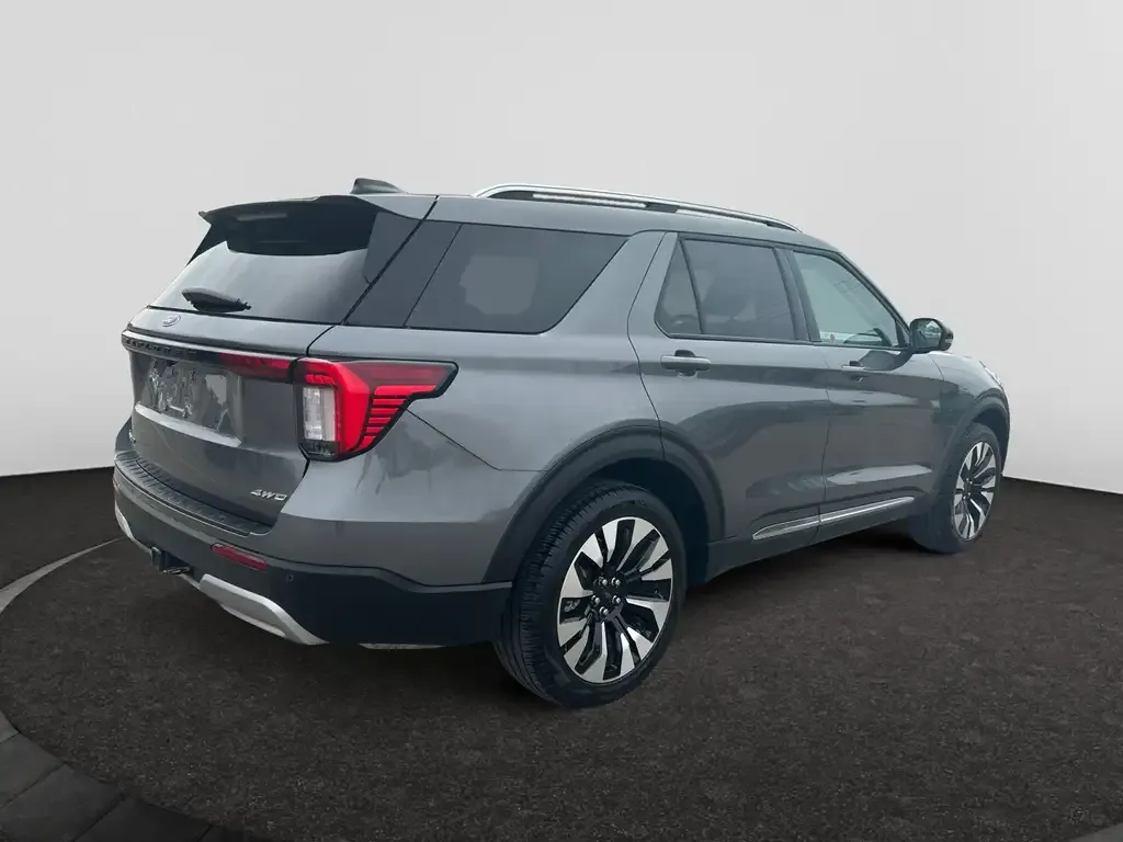 Ford Explorer 2026 photo 5