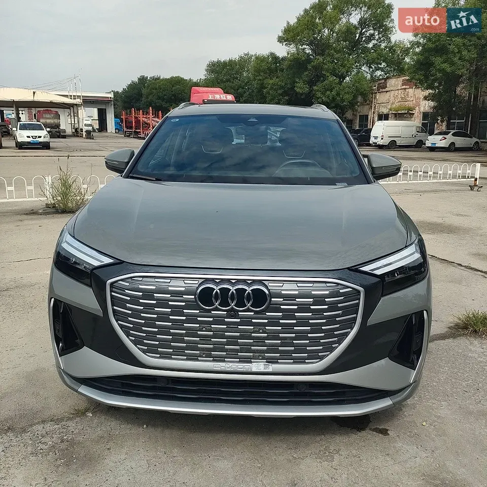 Audi Q4 E-Tron 2024 photo 2