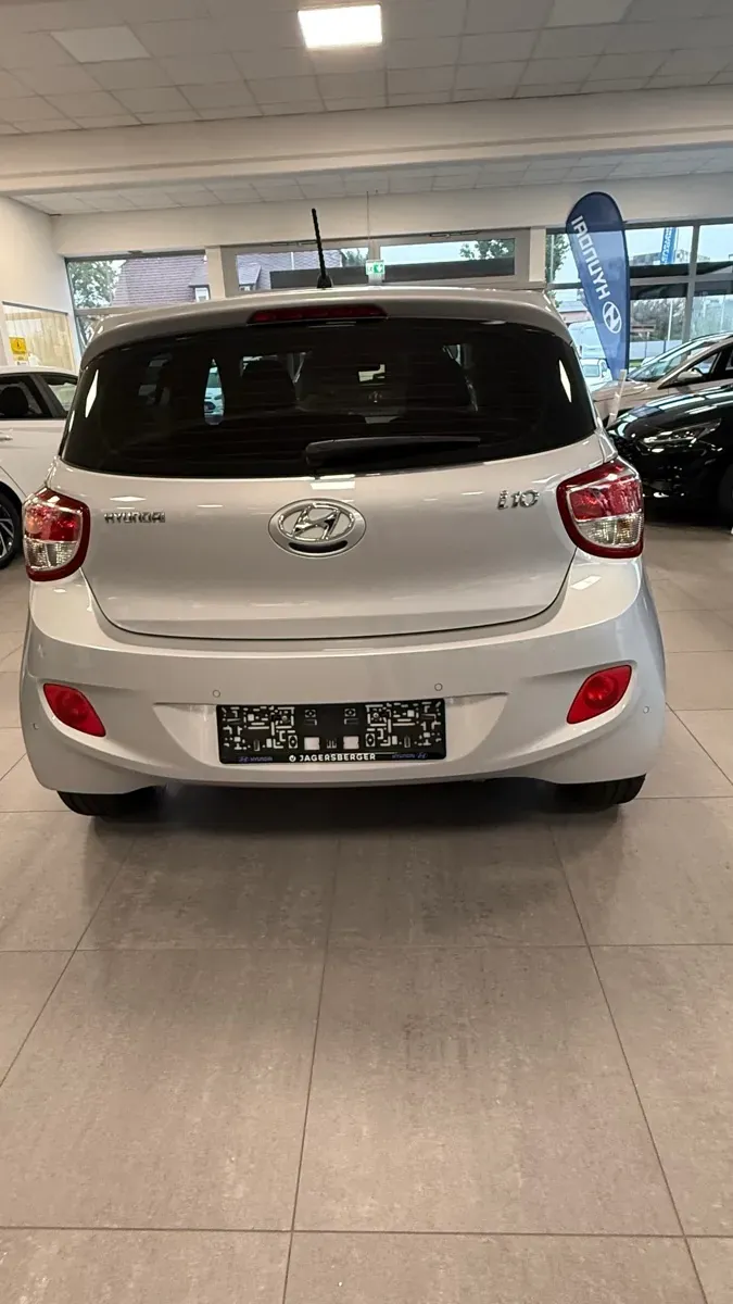 Hyundai I10 2015 photo 3
