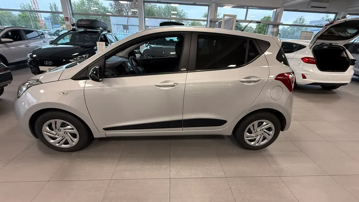 Hyundai I10 2015 photo 2