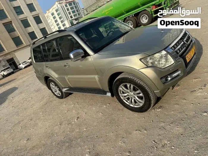 Mitsubishi Pajero 2015 photo 5