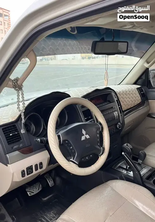 Mitsubishi Pajero 2015 photo 3