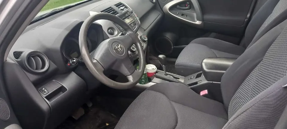 Toyota Rav4 2008 photo 5