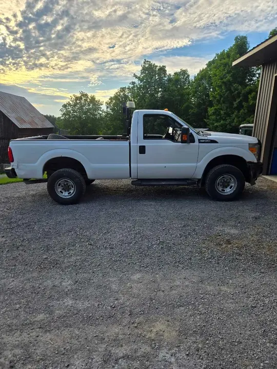 Ford F350 2011 photo 4