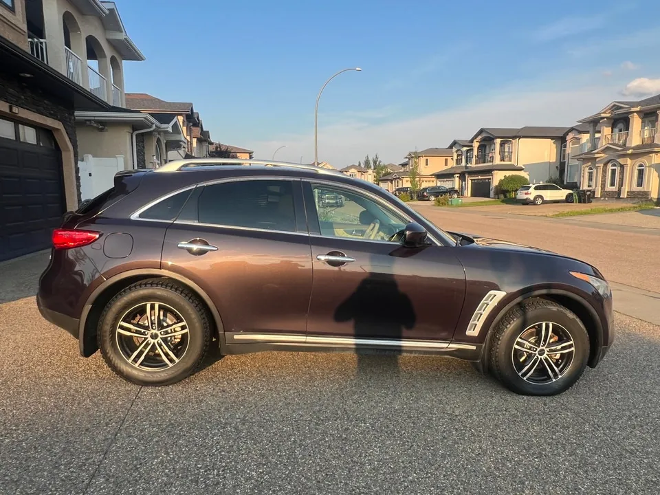 Infiniti Fx35