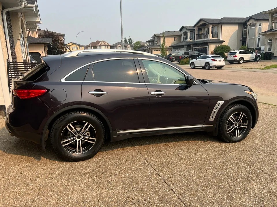 Infiniti Fx35 2009 photo 2