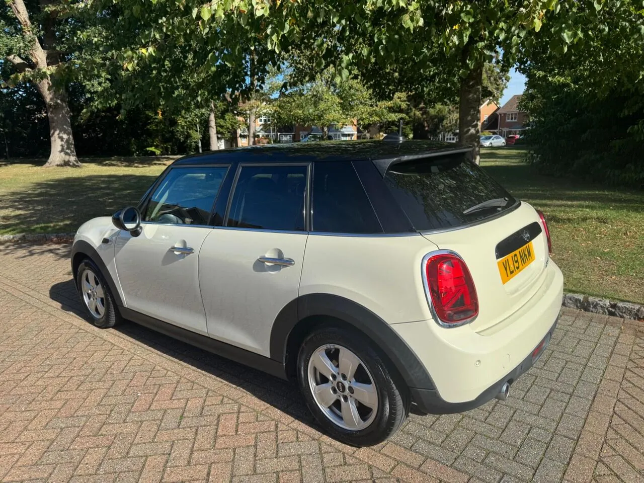 Mini Cooper Classic 2019 photo 3