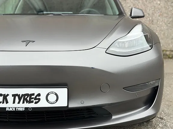 Tesla Model 3 2021 photo 4