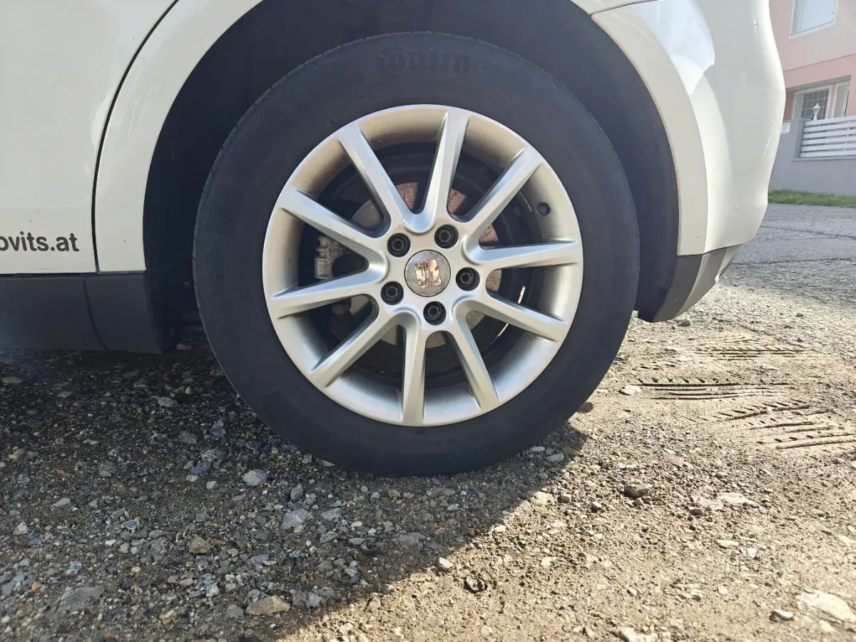 Seat Altea 2015 photo 2