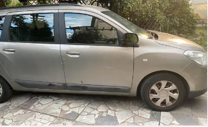 Dacia Lodgy