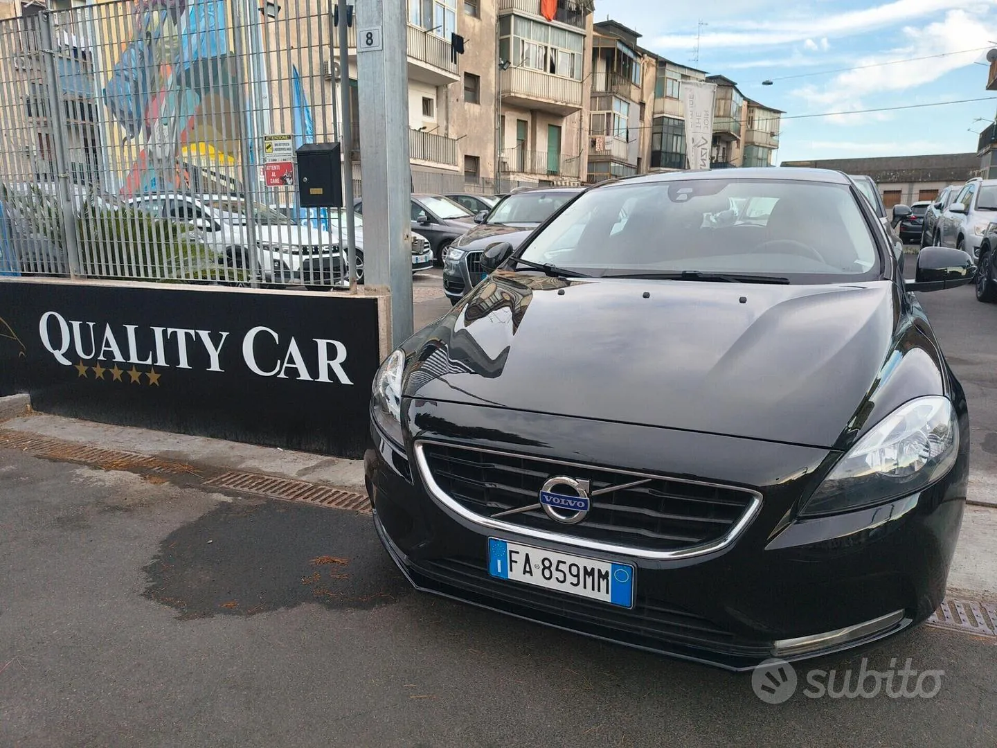 Volvo V40