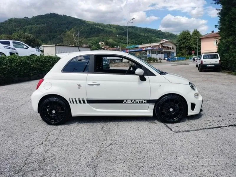 Abarth 595 2017 photo 4