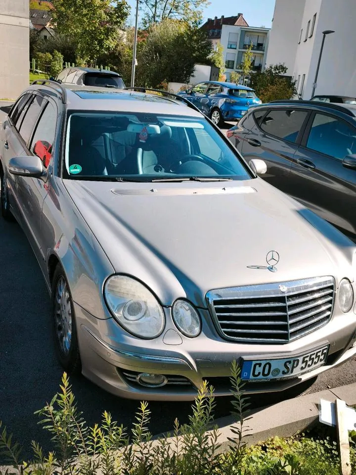 Mercedes-Benz E 320