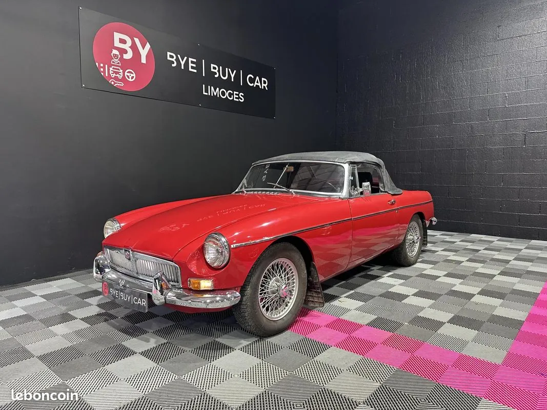 MG B Roadster