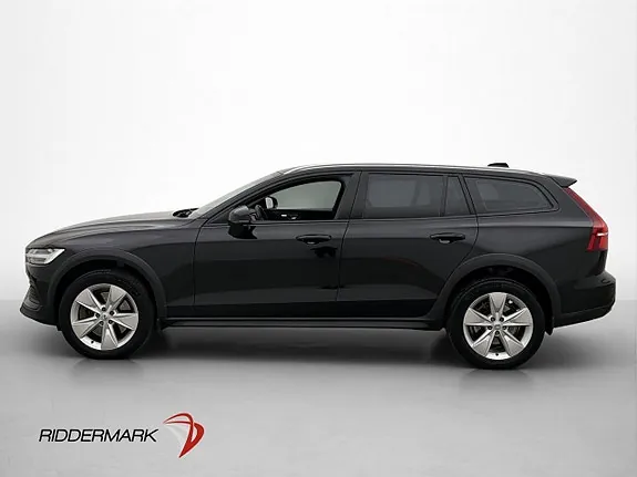 Volvo V60 Cross Country 2023 photo 3