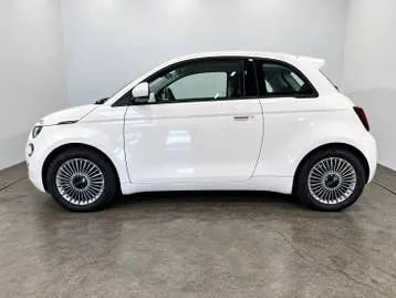 Fiat 500E 2023 photo 2