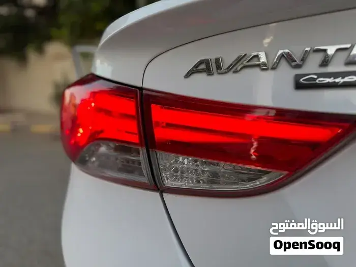 Hyundai Avante 2014 photo 2