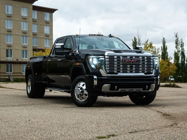 GMC Sierra 3500Hd 2024 photo 2