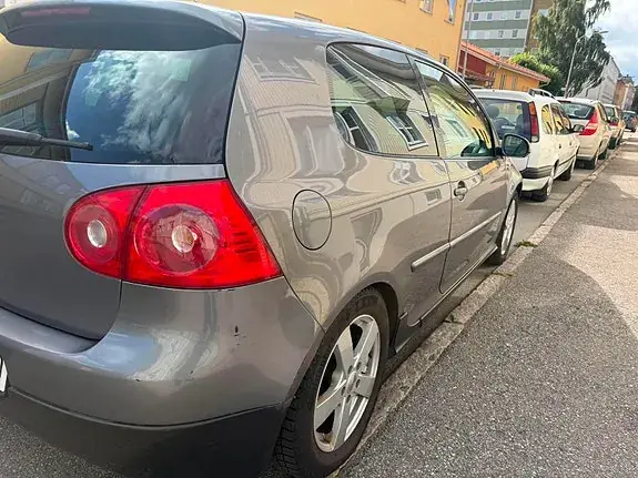 Volkswagen Golf 5 2006 photo 2
