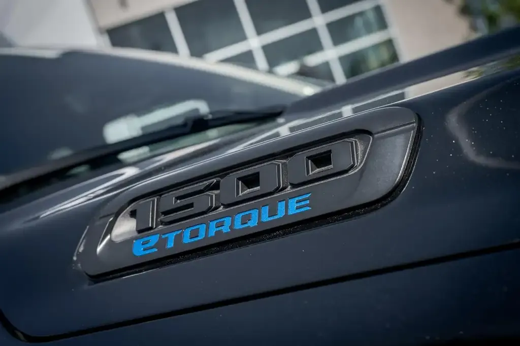 Ram 1500 2025 photo 2