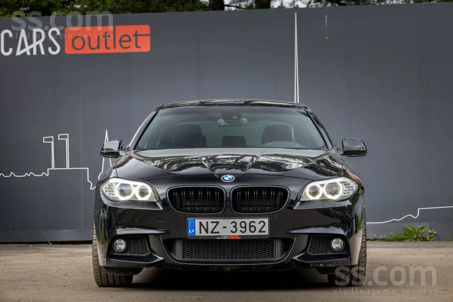 BMW 530 2011 photo 2