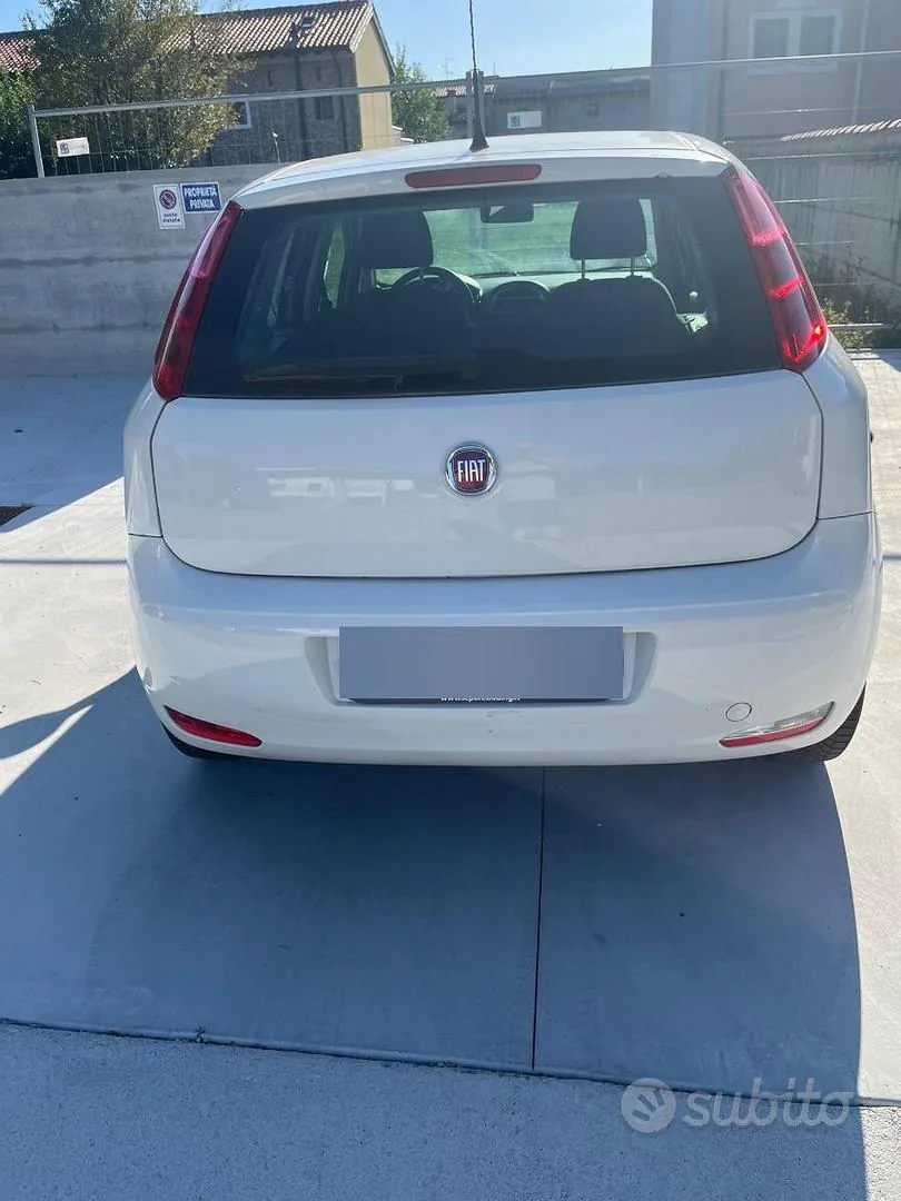 Fiat Grande Punto 2017 photo 4