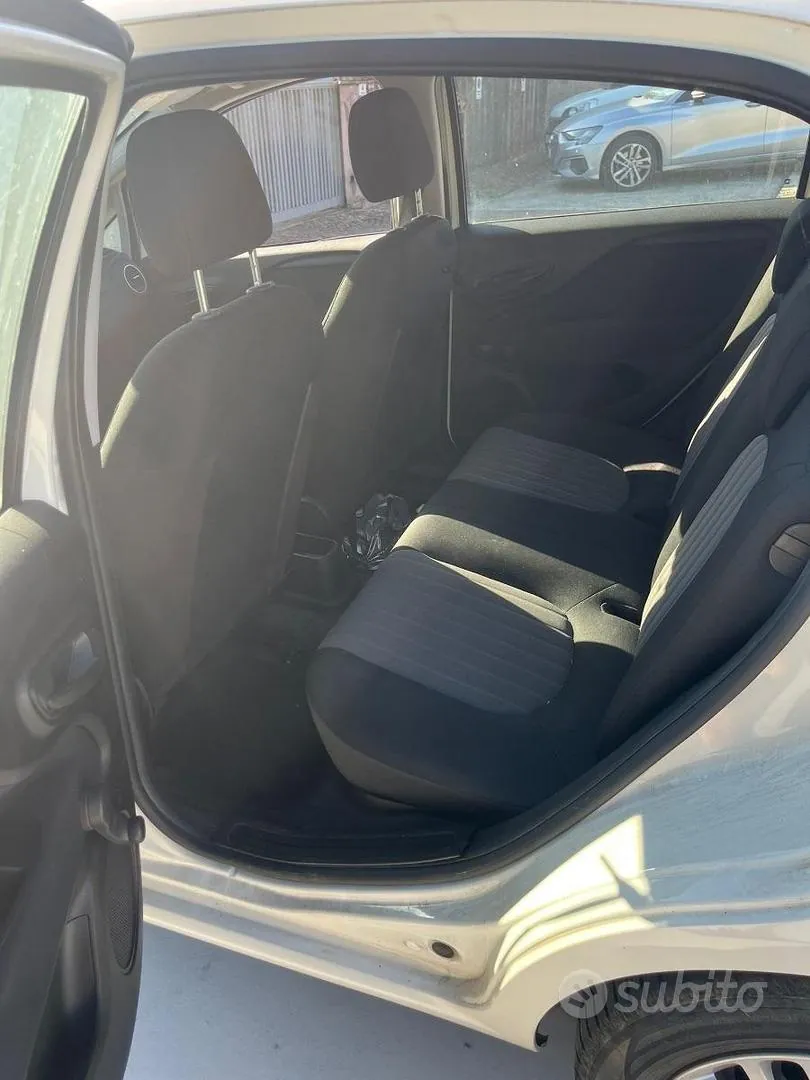 Fiat Grande Punto 2017 photo 3